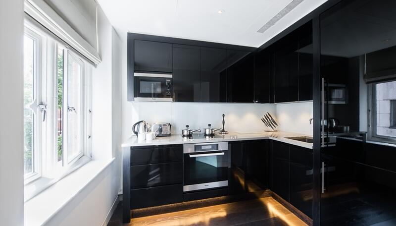 Apartment in London - More