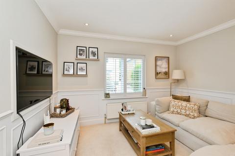 2 bedroom semi-detached house for sale, Lea Road, Hoddesdon
