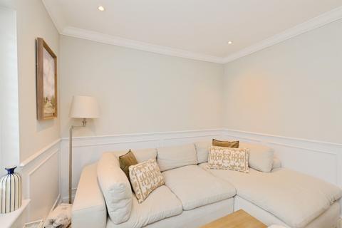 2 bedroom semi-detached house for sale, Lea Road, Hoddesdon