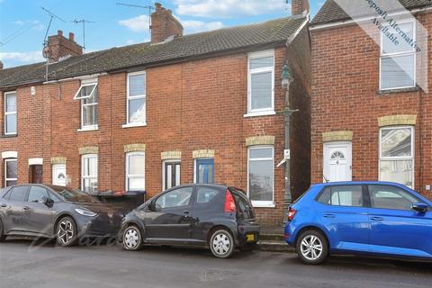2 bed terraced house for rent in Zealand Road Canterbury CT1