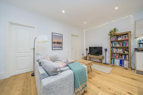 undefined, Mount Mews, Hampton TW12