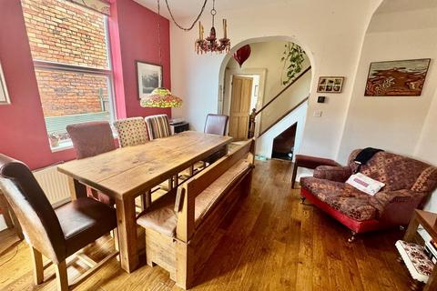 4 bedroom semi-detached house for sale, Park Street, Scarborough