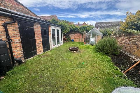 4 bedroom semi-detached house for sale, Park Street, Scarborough
