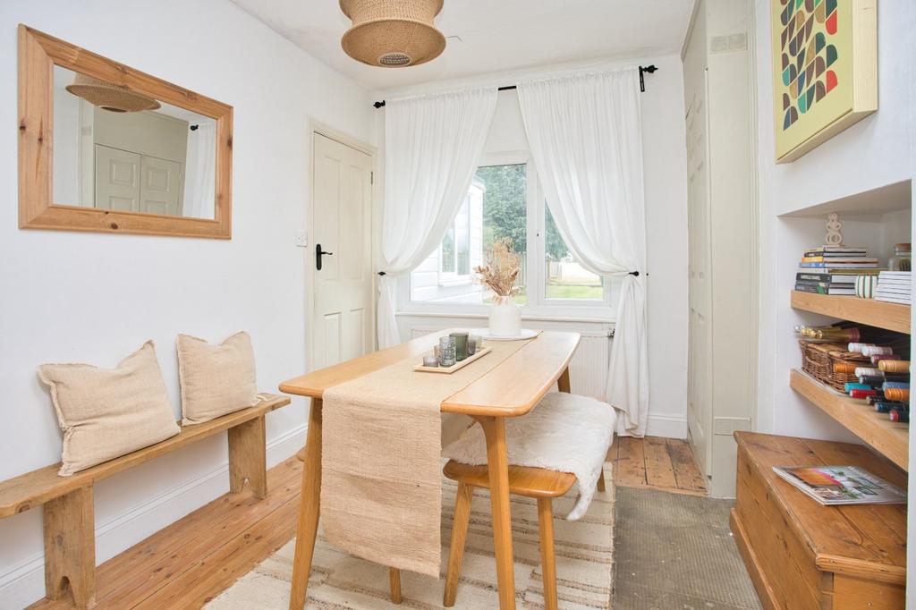 House in Capel-le-Ferne - View 3