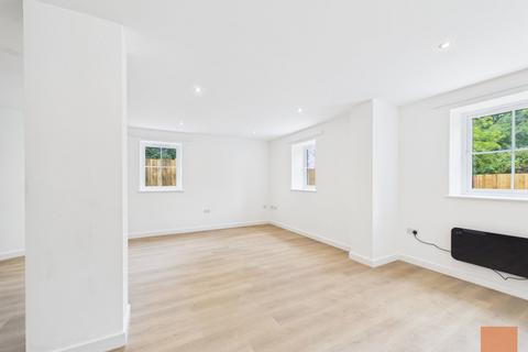 3 bedroom terraced house to rent, Truro, TR4 8SS