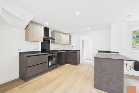 3 bedroom terraced house to rent, Truro, TR4 8SS
