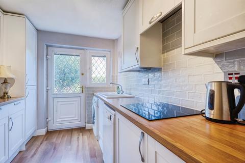 3 bedroom detached house for sale, Kirkfield Drive, Leeds