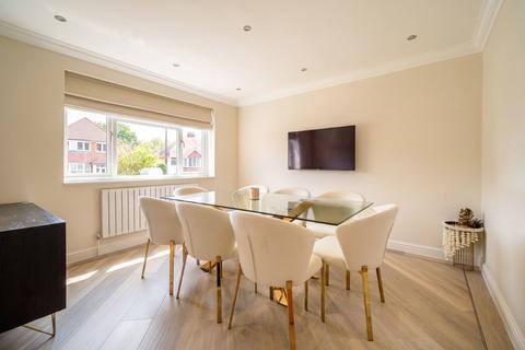 3 bedroom semi-detached house for sale, Priory Road, Shirley