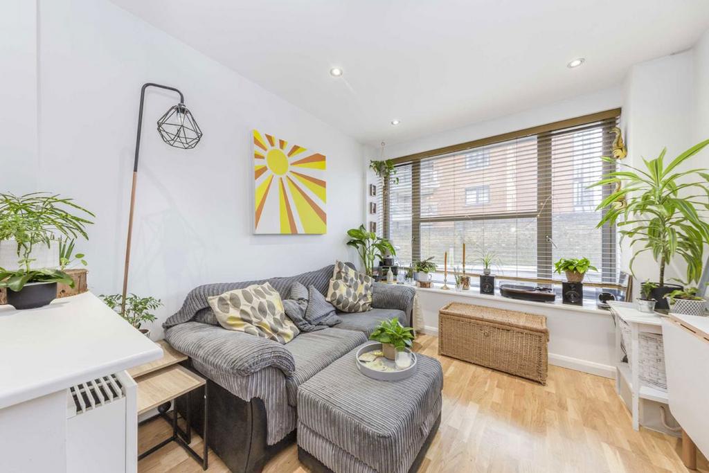 Apartment in London - View 2