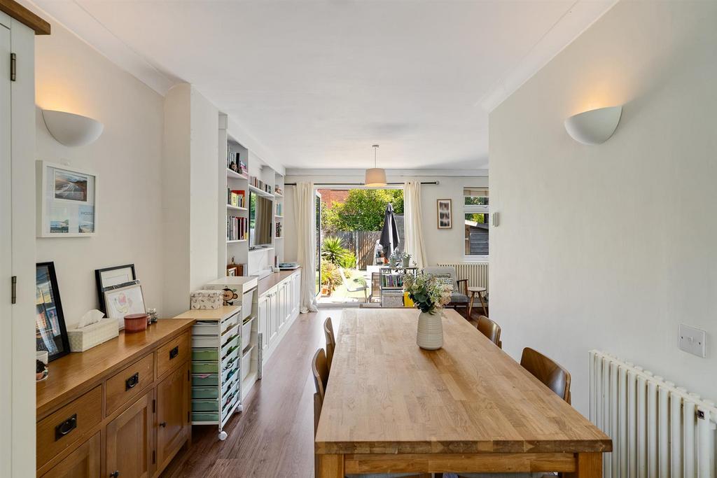 House in Bromley - View 4
