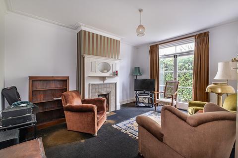 4 bedroom semi-detached house for sale, Elmfield Avenue, Teddington, TW11