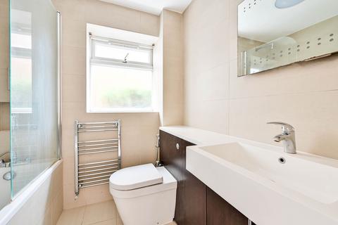 2 bedroom maisonette for sale, Bisley Close, Worcester Park, KT4