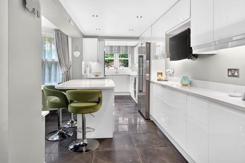 5 bedroom semi-detached house for sale, Stag Lane, Buckhurst Hill, Essex, IG9