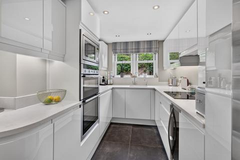 5 bedroom semi-detached house for sale, Stag Lane, Buckhurst Hill, Essex, IG9