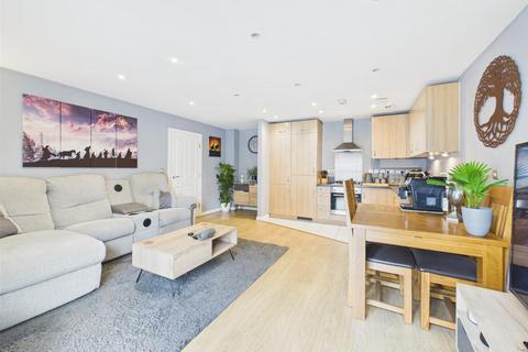 undefined, Truesdales, Uxbridge UB10