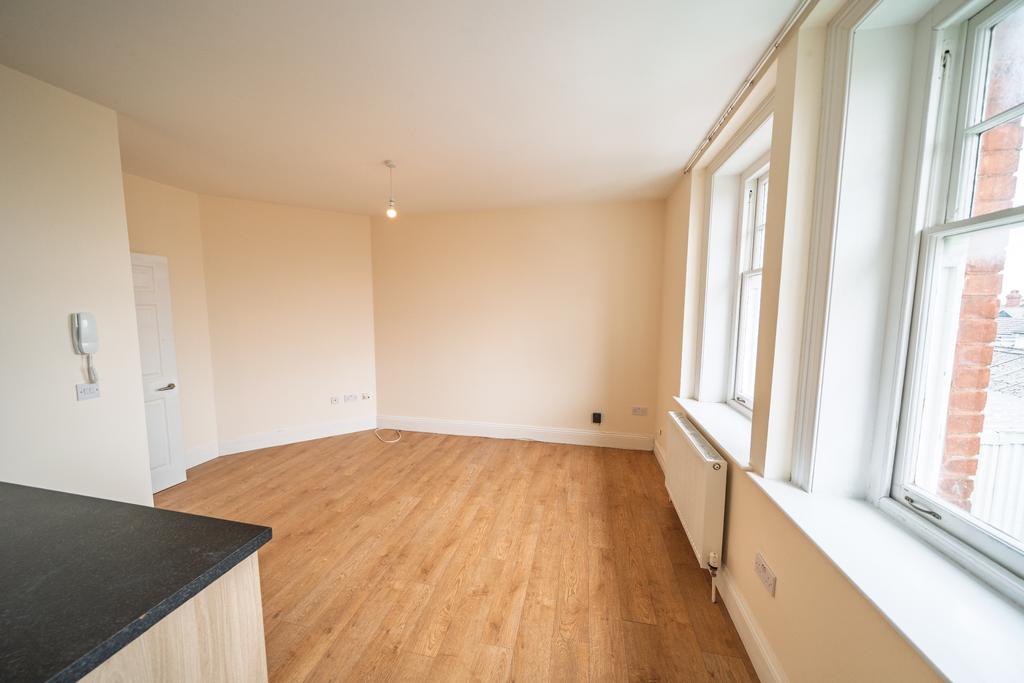 Apartment in Bournemouth - View 2