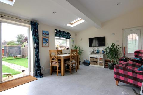 undefined, Desmond Avenue, Hull