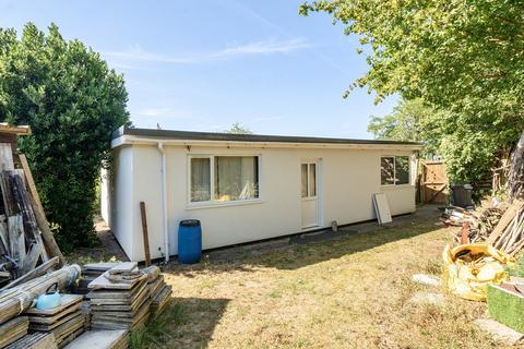 2 bedroom bungalow for sale, Hadrian Close, Somerset BS9