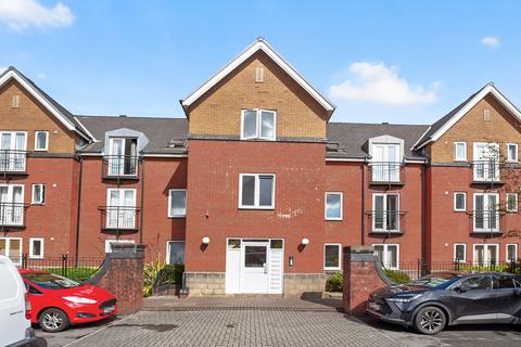2 bedroom flat to rent, Halliard Court, Barquentine Place, Caerdydd, CF10