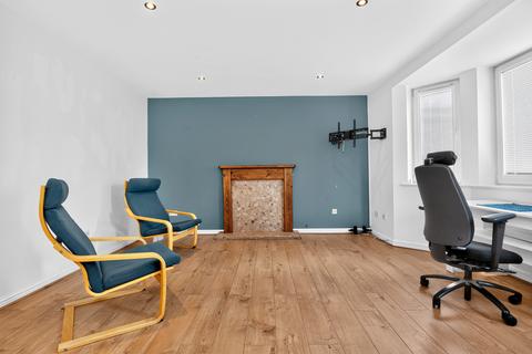 2 bedroom flat to rent, Halliard Court, Barquentine Place, Caerdydd, CF10