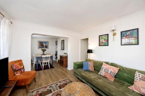 3 bedroom semi-detached house for sale, Trafalgar Road, Horsham, RH12
