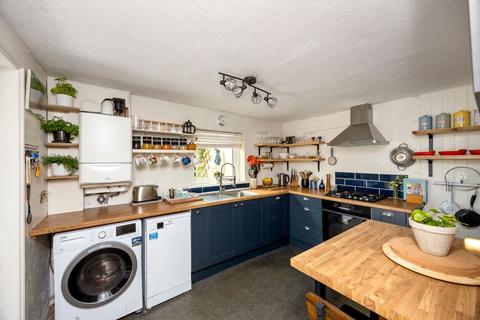 3 bedroom semi-detached house for sale, Trafalgar Road, Horsham, RH12