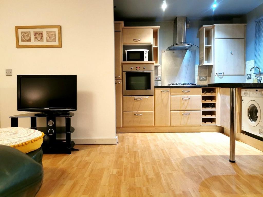 Apartment in Sheffield - View 5