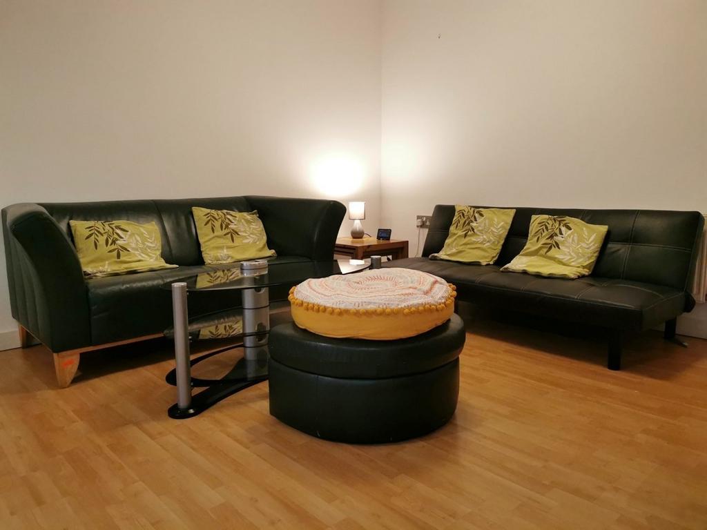 Apartment in Sheffield - More