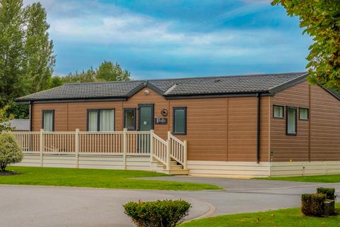 2 bedroom bungalow for sale, York YO42