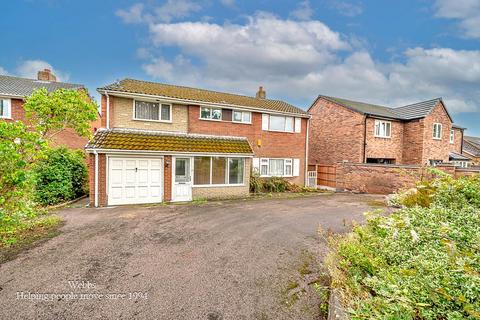 4 bedroom detached house for sale, Longford Road, Cannock WS11