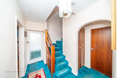 4 bedroom detached house for sale, Longford Road, Cannock WS11