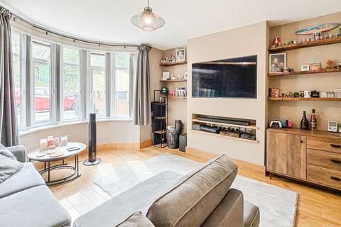 4 bedroom semi-detached house for sale, Bedminster Road, Bedminster, BS3 5NQ