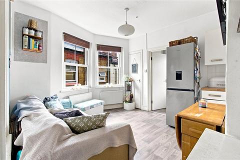 undefined, Gladstone Avenue, London, N22