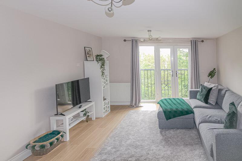 Apartment in Bristol - View 2