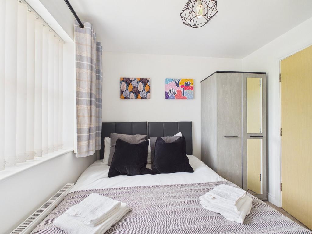 Apartment in Liverpool - View 3