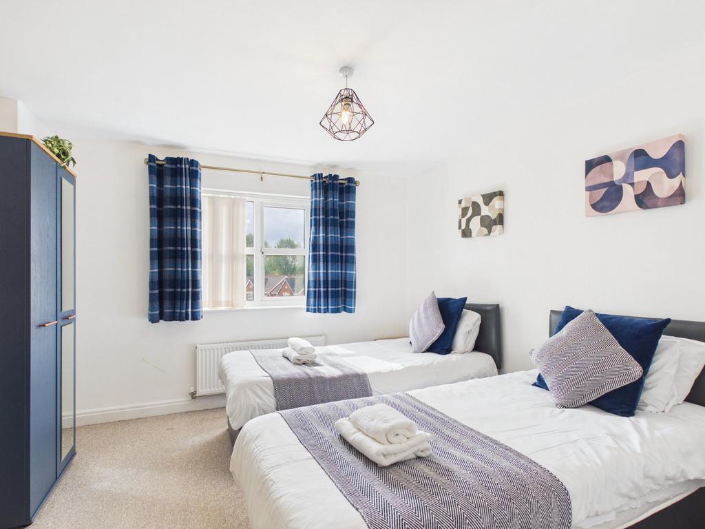 Apartment in Liverpool - View 4