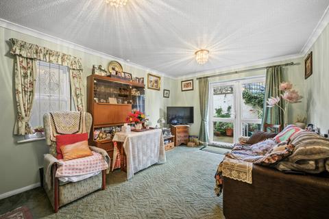 1 bedroom apartment for sale, Albemarle Lodge Flat 2, Sydenham