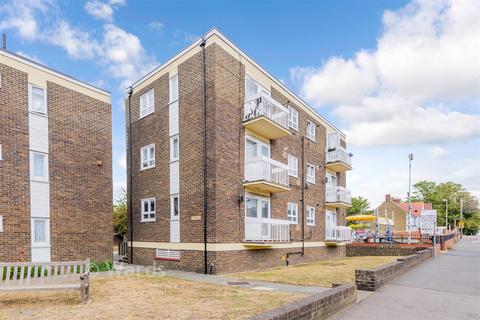 1 bedroom apartment for sale, Fountain Walk, Northfleet, Kent