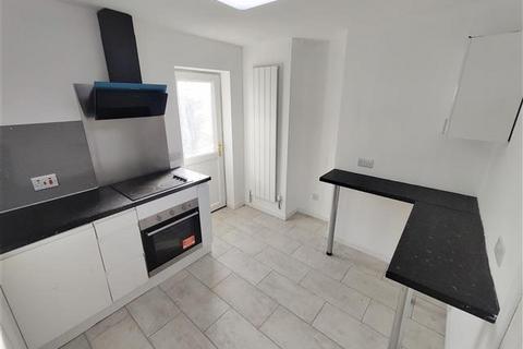 3 bedroom property to rent, Hatfield Road, STOURBRIDGE, DY9