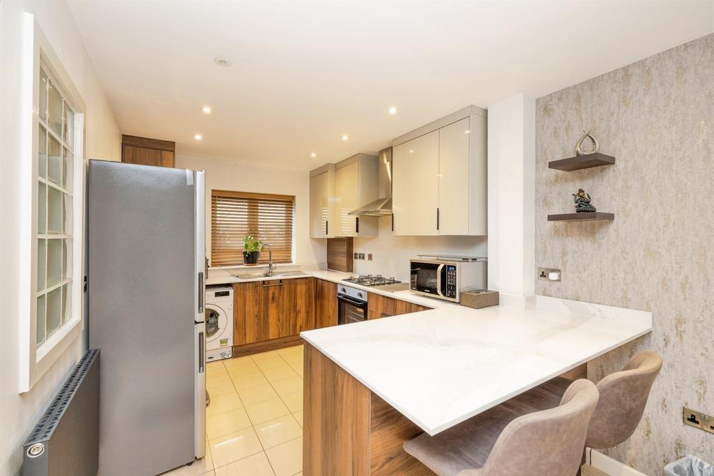 House in Watford - View 4