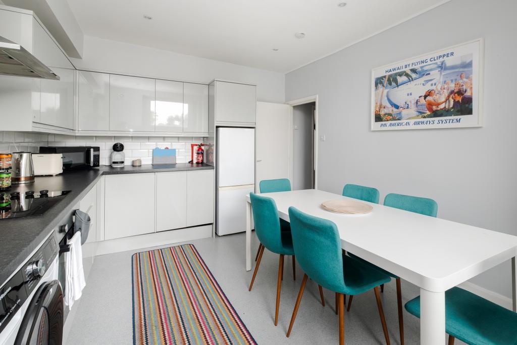 Apartment in London - View 2