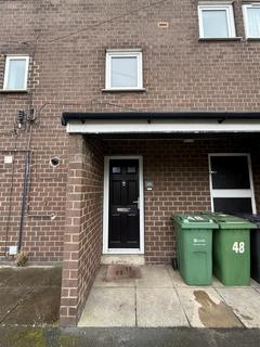 3 bedroom maisonette to rent, Rossefield Terrace, LEEDS LS13