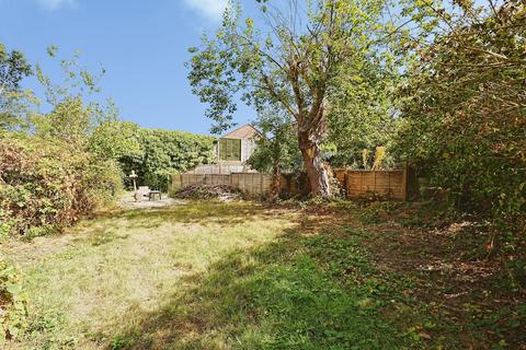 2 bedroom maisonette for sale, Moremead Road, London, SE6