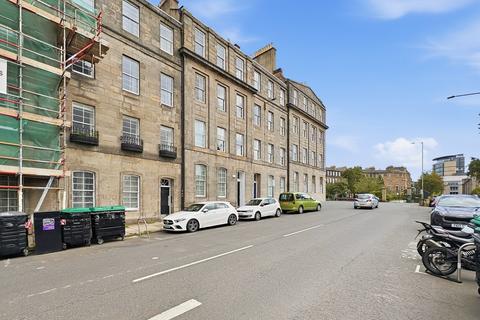 2 bedroom flat for sale, 2/2 (1F) Gardner's Crescent, West End, Edinburgh, EH3