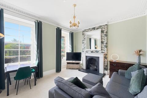 2 bedroom flat for sale, 2/2 (1F) Gardner's Crescent, West End, Edinburgh, EH3