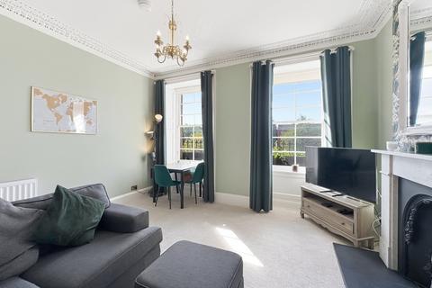2 bedroom flat for sale, 2/2 (1F) Gardner's Crescent, West End, Edinburgh, EH3
