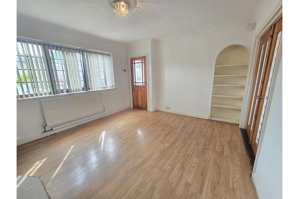 House in Birmingham, West Midlands - View 5