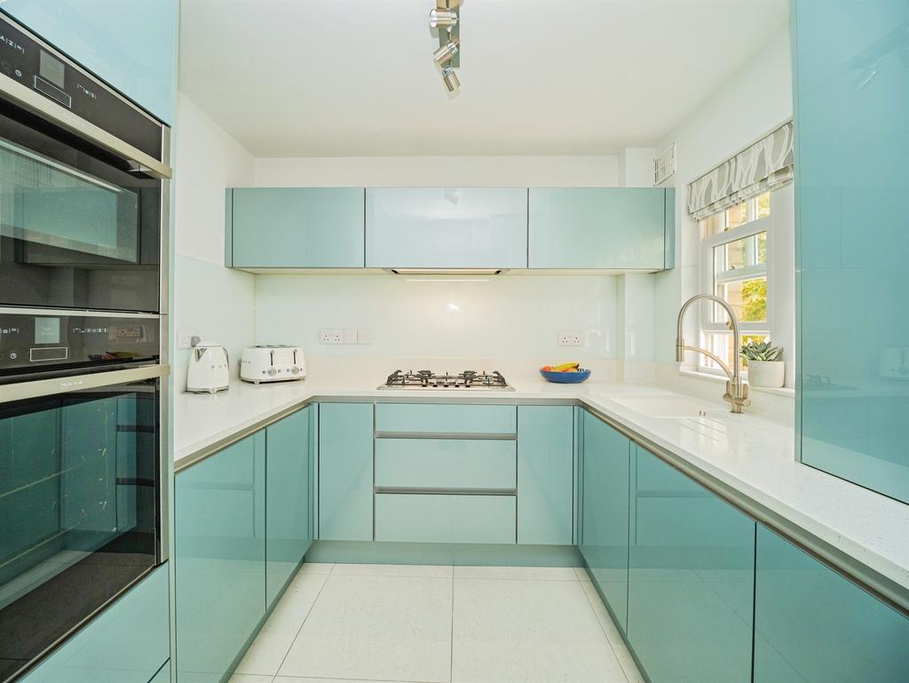 Apartment in Weymouth - View 3