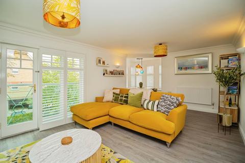 2 bedroom apartment for sale, Melcombe Avenue, Weymouth