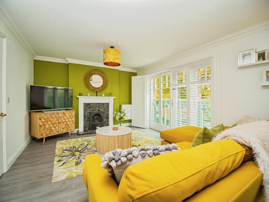 Apartment in Weymouth - More